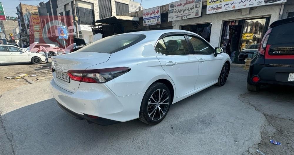 تۆیۆتا کامری